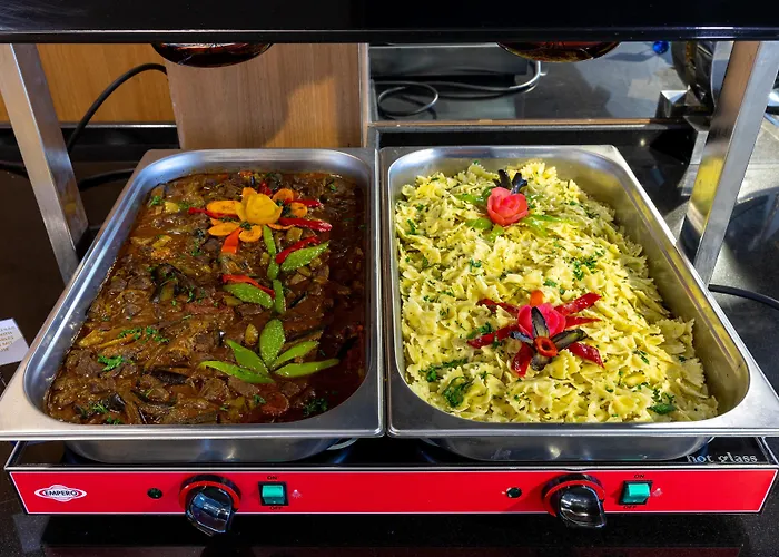 מלון Faros Premium