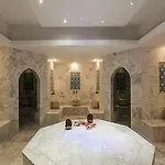 فندق Faros Premium