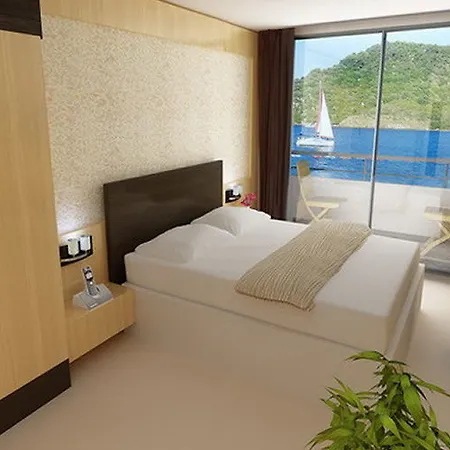 Hotel Faros Premium 5*