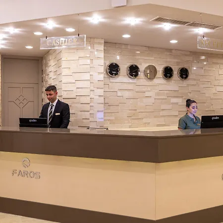 Faros Premium 酒店 马尔马里斯