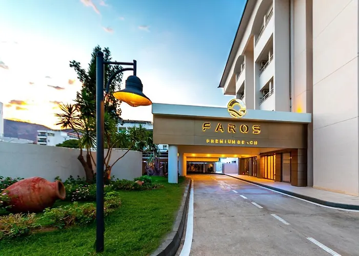 Hotel Faros Premium 5*