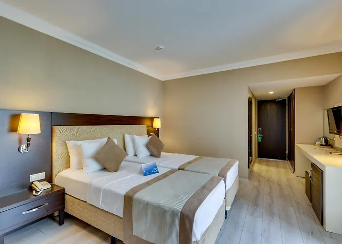 Faros Premium Hotel 5*