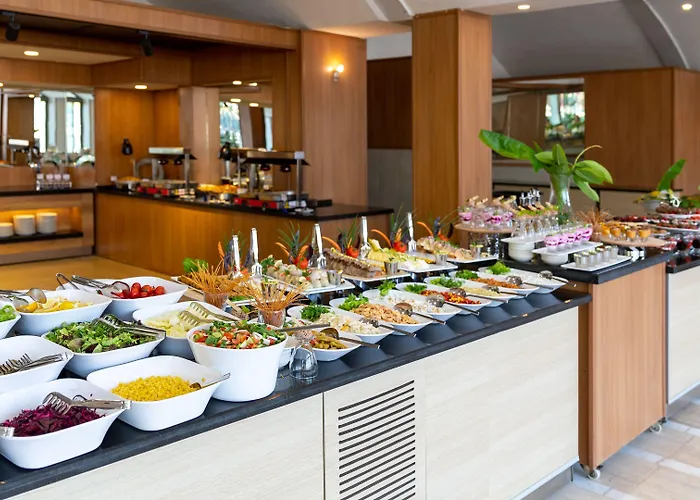 Faros Premium Hotel