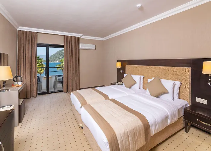 Otel Faros Premium 5*